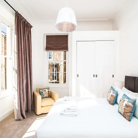 Beaufort House Apartment