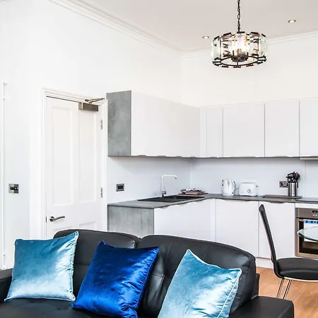 Beaufort House Apartment Bristol